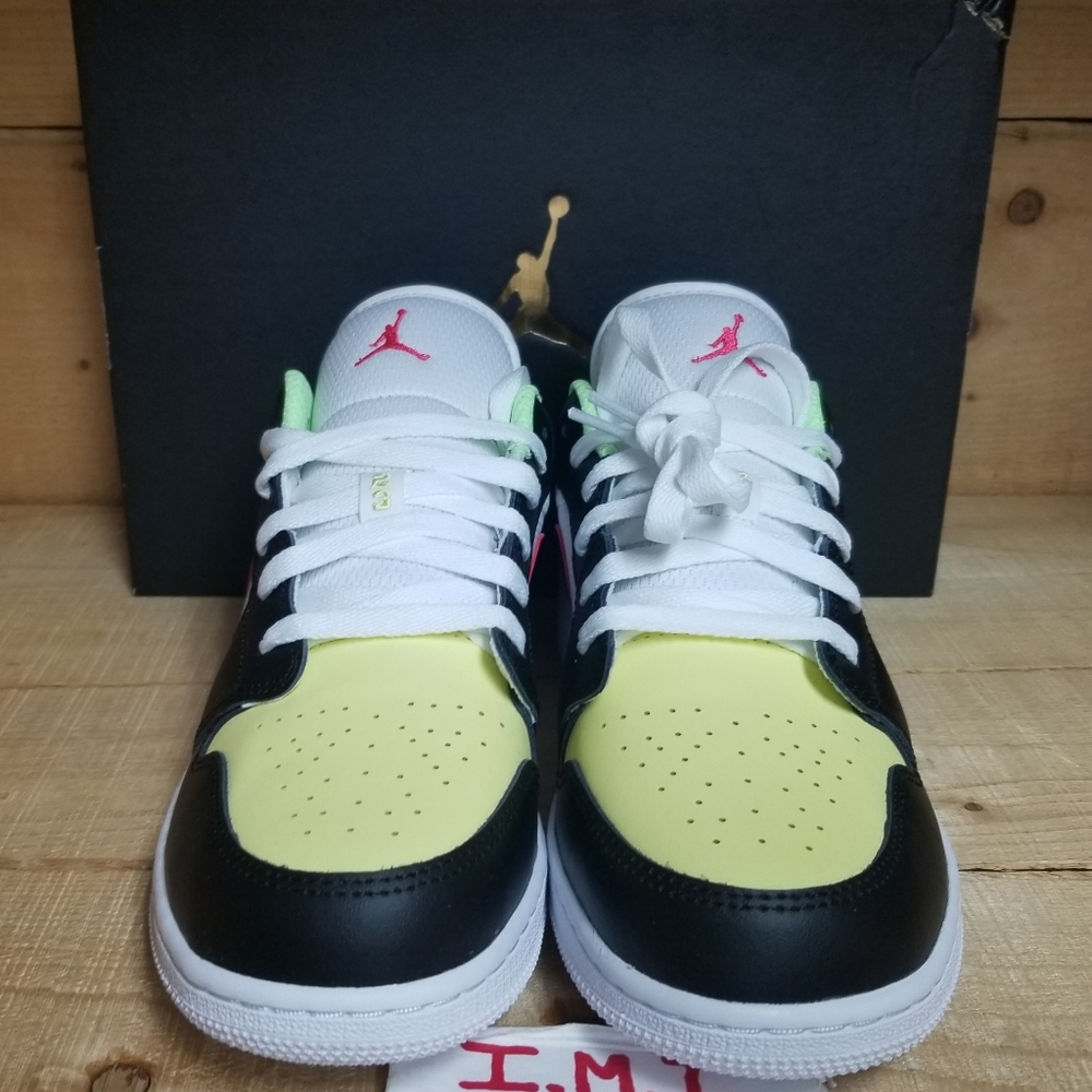 Air Jordan 1 Low 'Fusion' Sz:8 Women or 6.5YOUTH - Picture 2 of 12